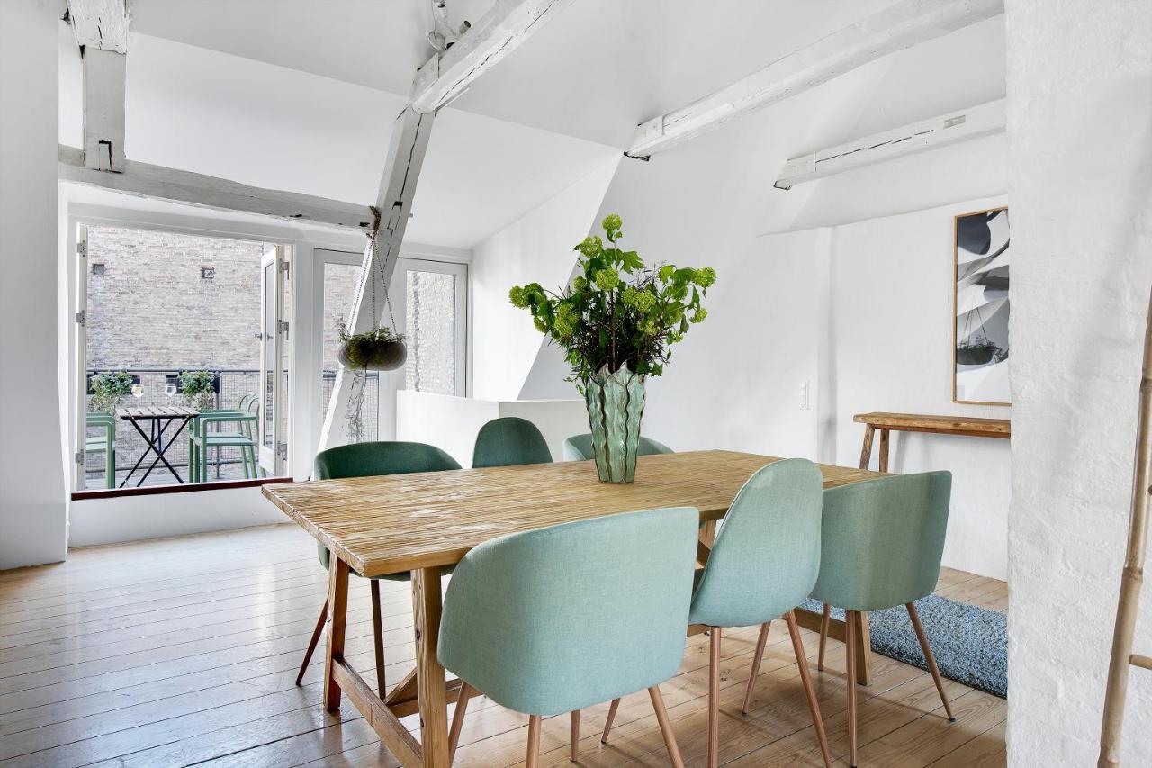 Sanders Main - Endearing Two-Bedroom Duplex Apartment With A Balcony Next To Magical Nyhavn Kopenhagen Bagian luar foto